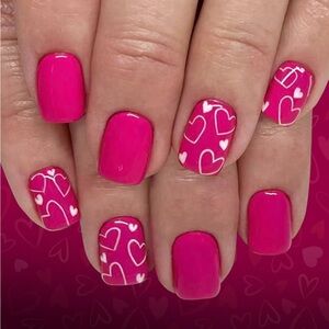 Hot Pink Heart Fake Press On Nails NWT